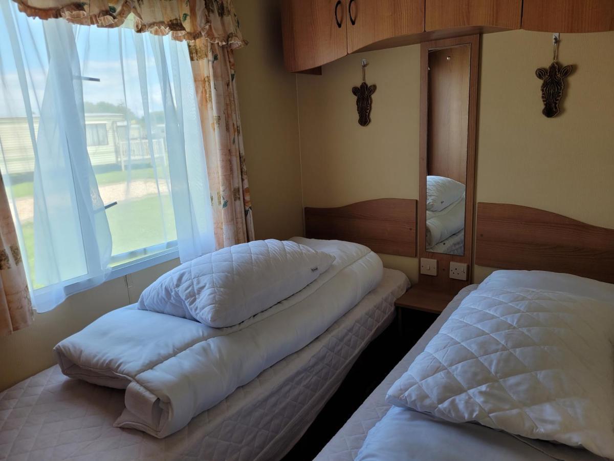 6 Berth On Millfields Apartment Инголдмелс Екстериор снимка