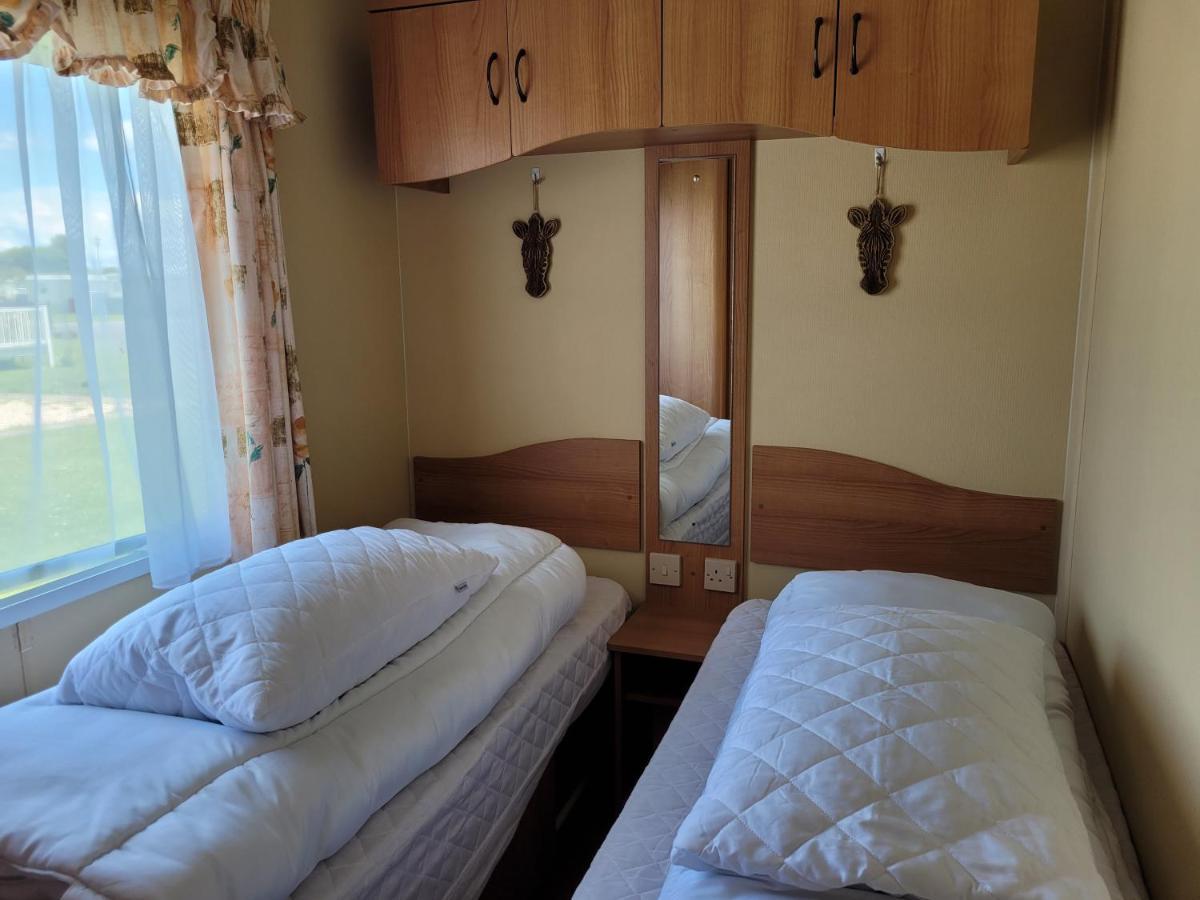 6 Berth On Millfields Apartment Инголдмелс Екстериор снимка