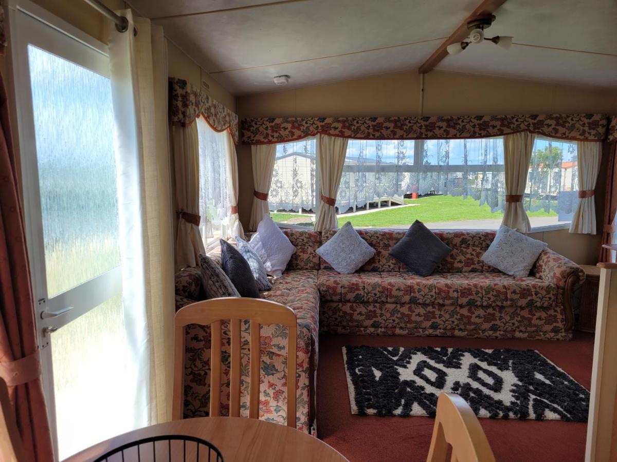 6 Berth On Millfields Apartment Инголдмелс Екстериор снимка